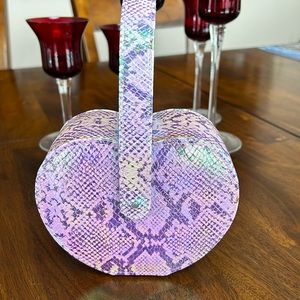 💜VINTAGE SNAKESKIN-LIKE STORAGE PURSE💜